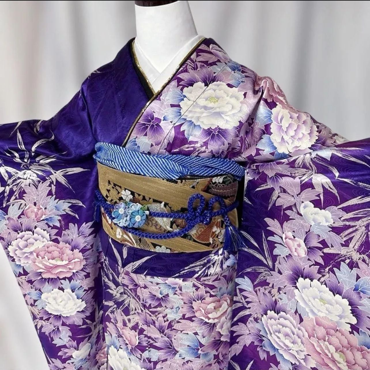 振袖 フルセット 友禅 刺繍 紫 牡丹 花柄 美品袋帯 - メルカリ