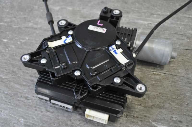 左 後 リア パワースライドドアモーター (RC1) オデッセイ