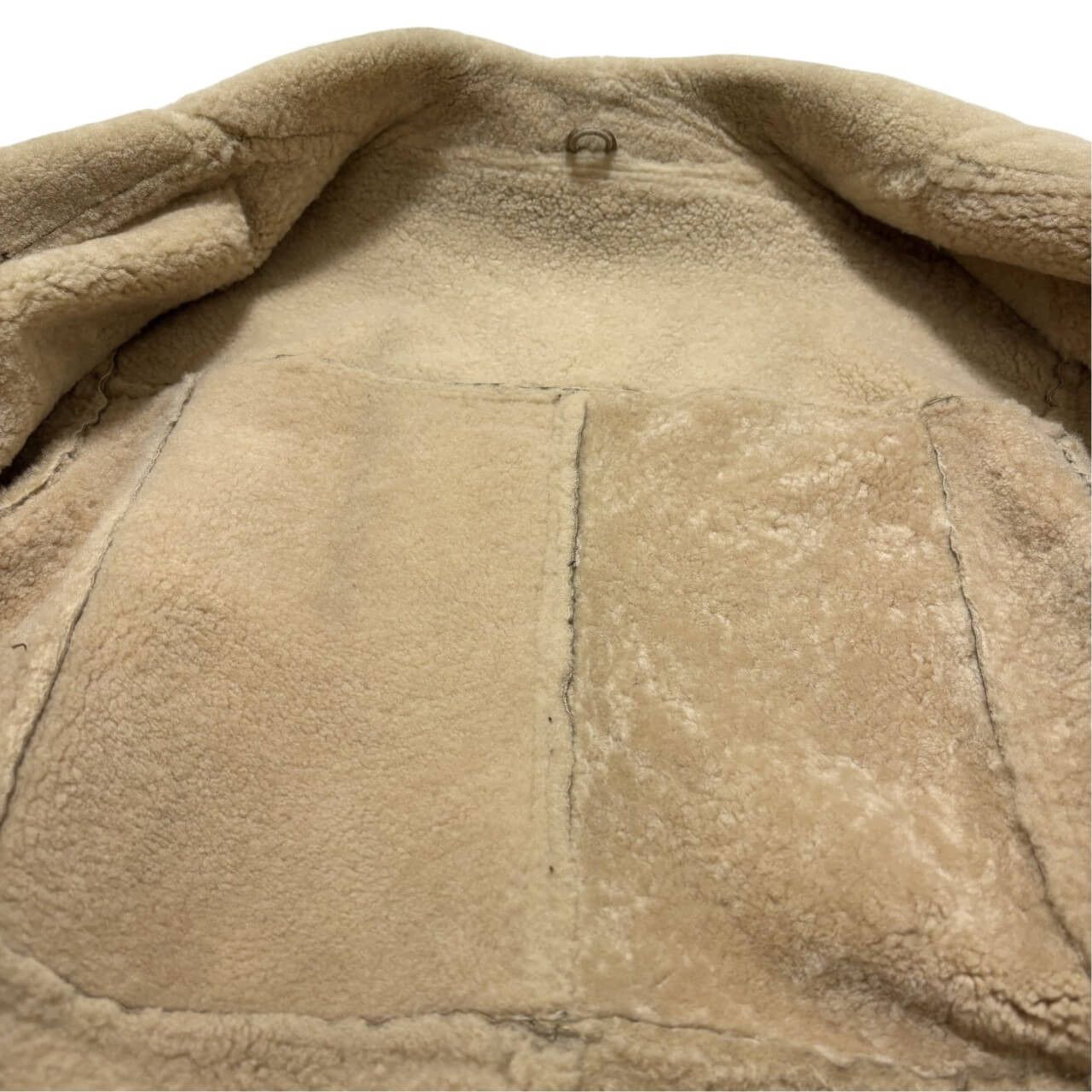 https://assets.mercari-shops-static.com/-/large/plain/2JY5Z2A7RcR9cZfCLHDFgg.jpg@jpg