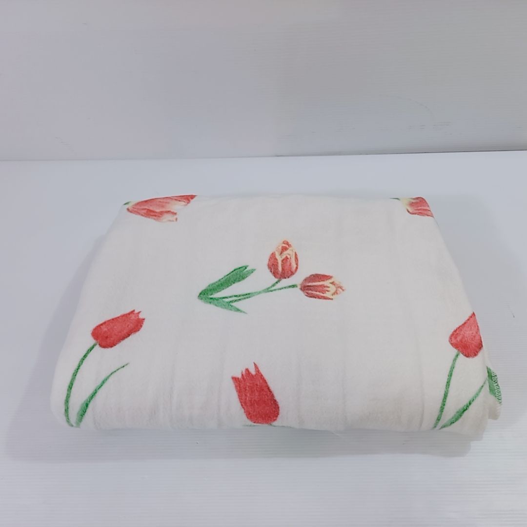 https://assets.mercari-shops-static.com/-/large/plain/2JY5sTsWfu72knyR4ogubv.jpg@jpg