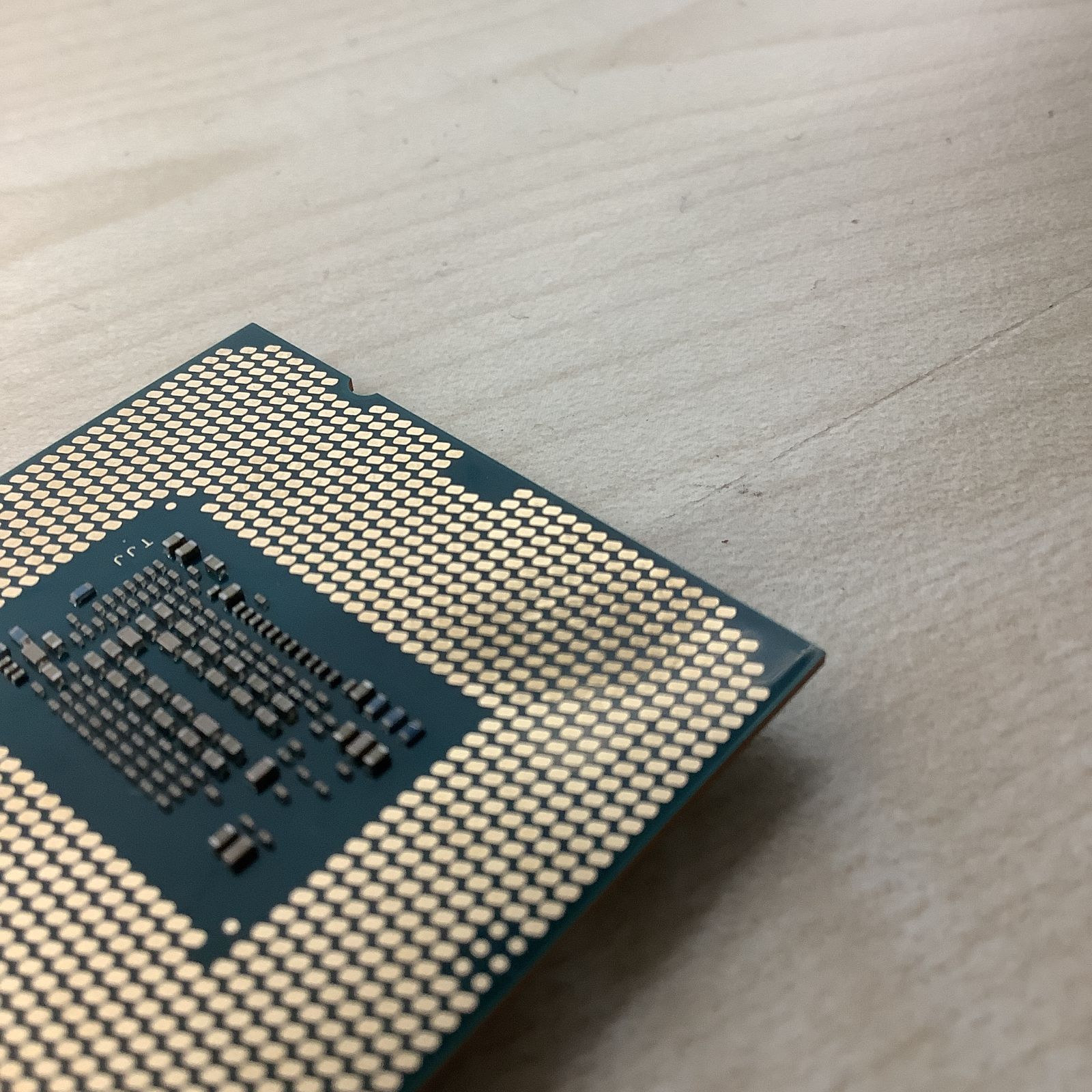 Intel Core i3-10100 CPU LGA1200 - メルカリ