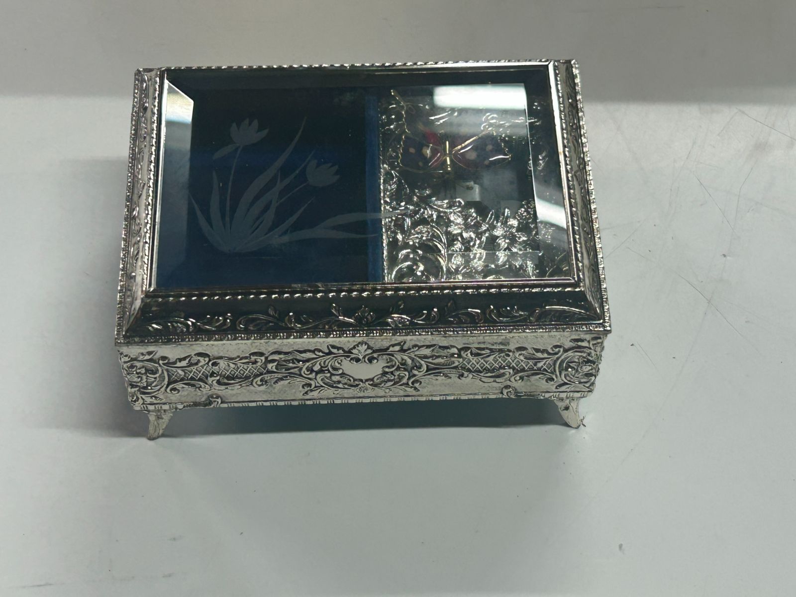 SANKYO オルゴール付き宝石箱 ジュエリーボックス 昭和レトロ