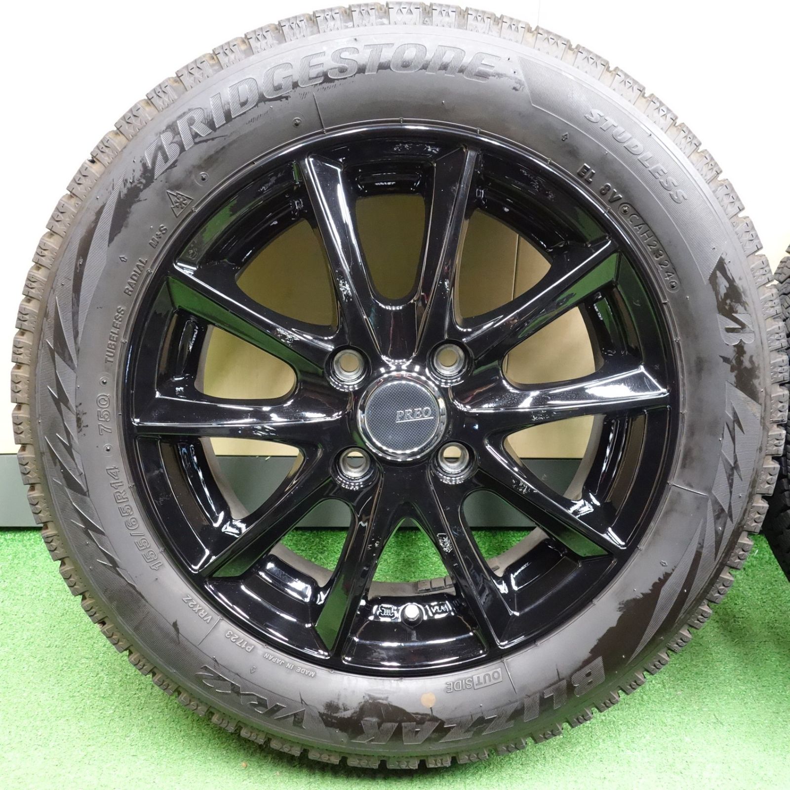 バリ溝！24年！キレイ！9分◎スタッドレス 155/65R14 ブリヂストン