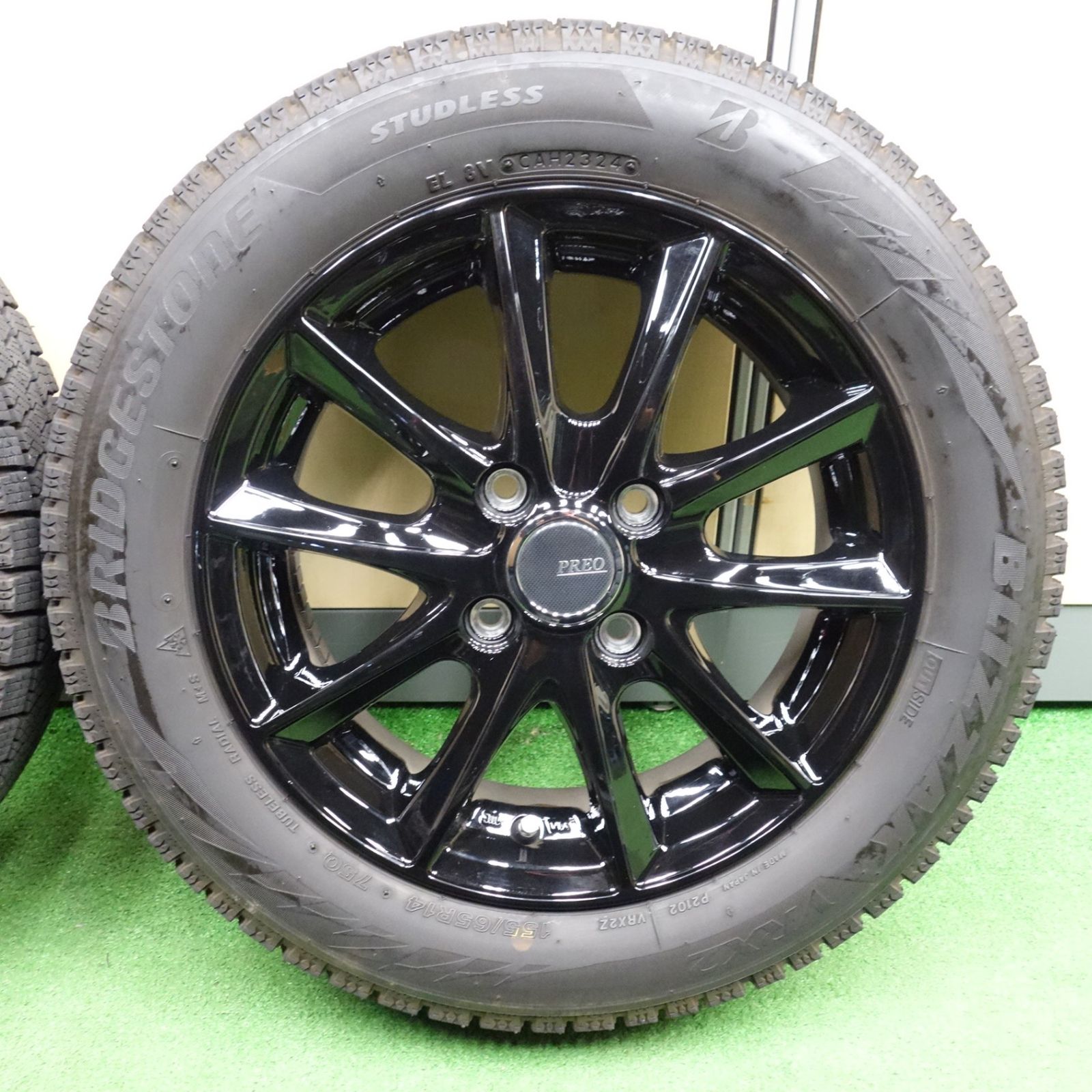 バリ溝！24年！キレイ！9分◎スタッドレス 155/65R14 ブリヂストン