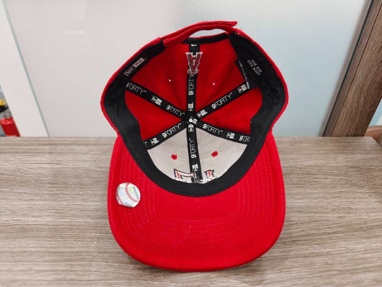 https://assets.mercari-shops-static.com/-/large/plain/2JY6MAKZ9cNs5w3HCdxkgC.jpg@jpg