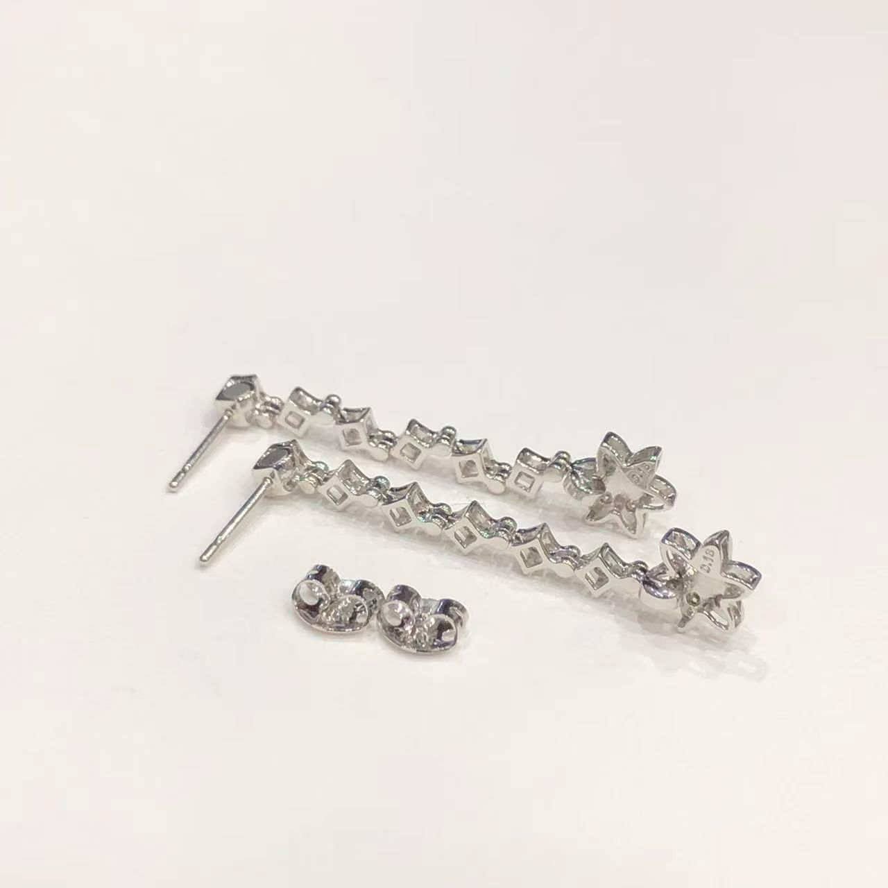 https://assets.mercari-shops-static.com/-/large/plain/2JY6NNooJotmGK2hBESn84.jpg@jpg