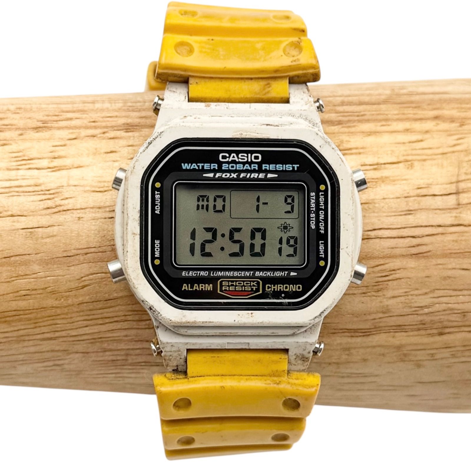CASIO G-SHOCK DW-5600E FOX FIREヴィンテージ品 新品電池/稼働 CASIO カシオ 腕時計 G-SHOCK ジーショック 腕時計 DW