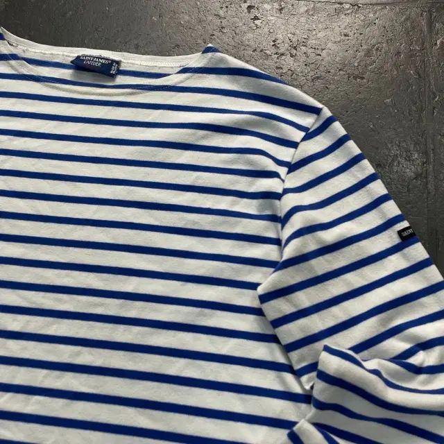 https://assets.mercari-shops-static.com/-/large/plain/2JY6aWaPqMbLpuyxuDRtLp.webp@jpg