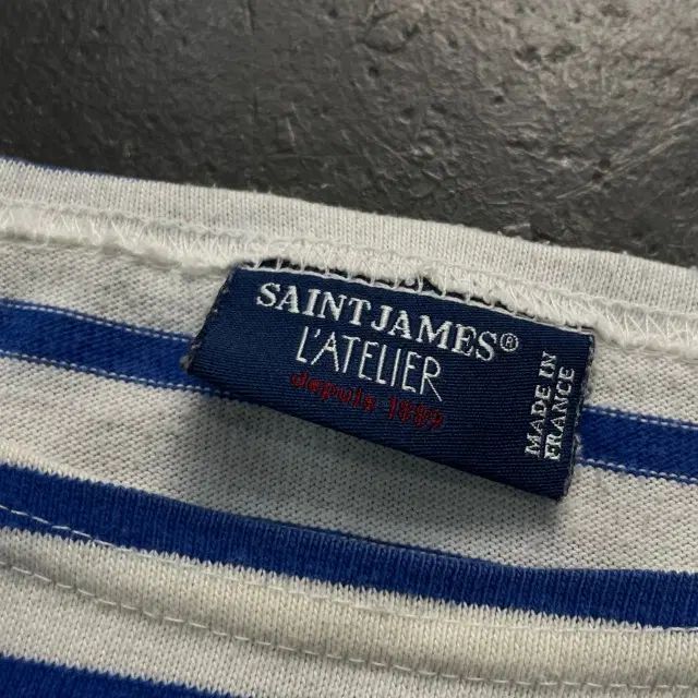 https://assets.mercari-shops-static.com/-/large/plain/2JY6aWaQnKAt2qRhMehLUU.webp@jpg
