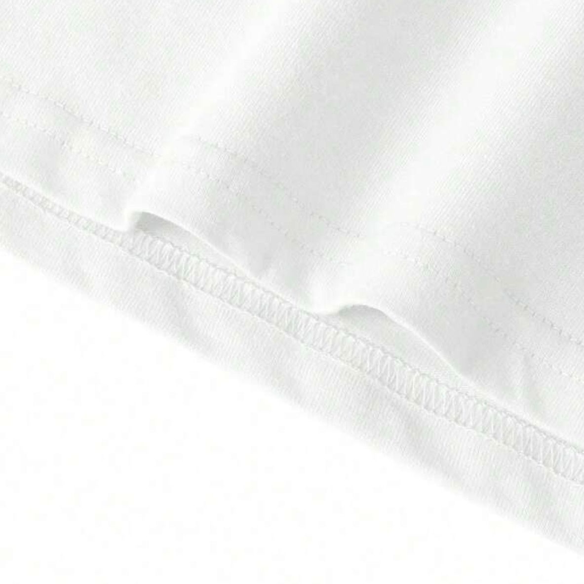 https://assets.mercari-shops-static.com/-/large/plain/2JY6s2khH6PBfbjBgTA29V.jpg@jpg