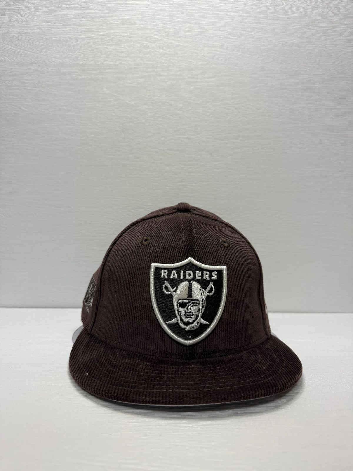 https://assets.mercari-shops-static.com/-/large/plain/2JY6sdkRW69n5S7rCeyhmm.jpg@jpg