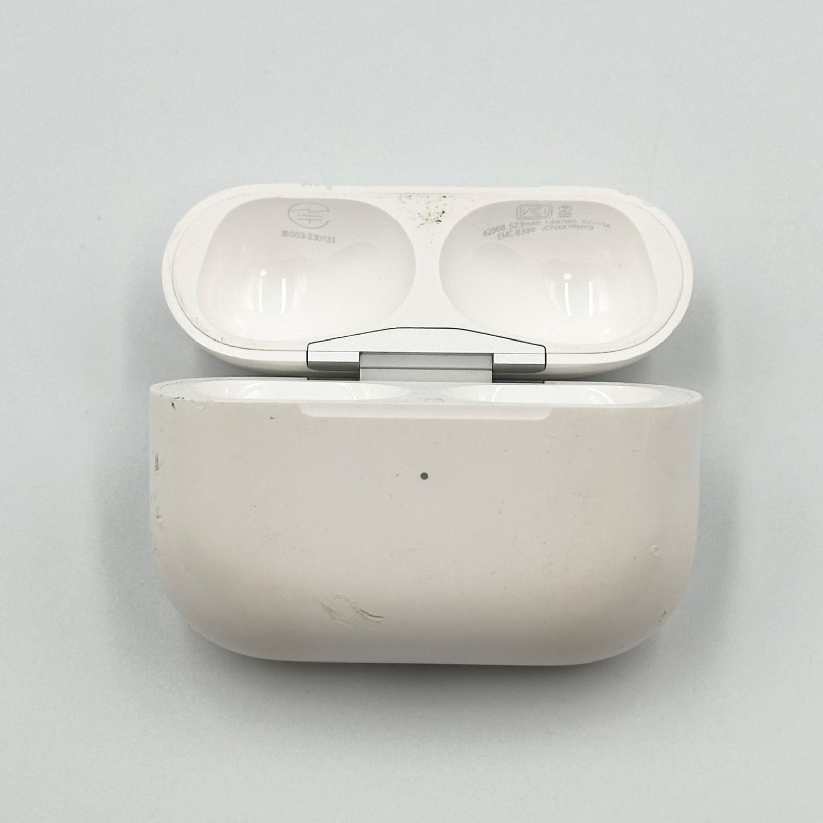Apple AirPods Pro 第2世代 充電ケースのみ A2968 正規品 type-C 【24