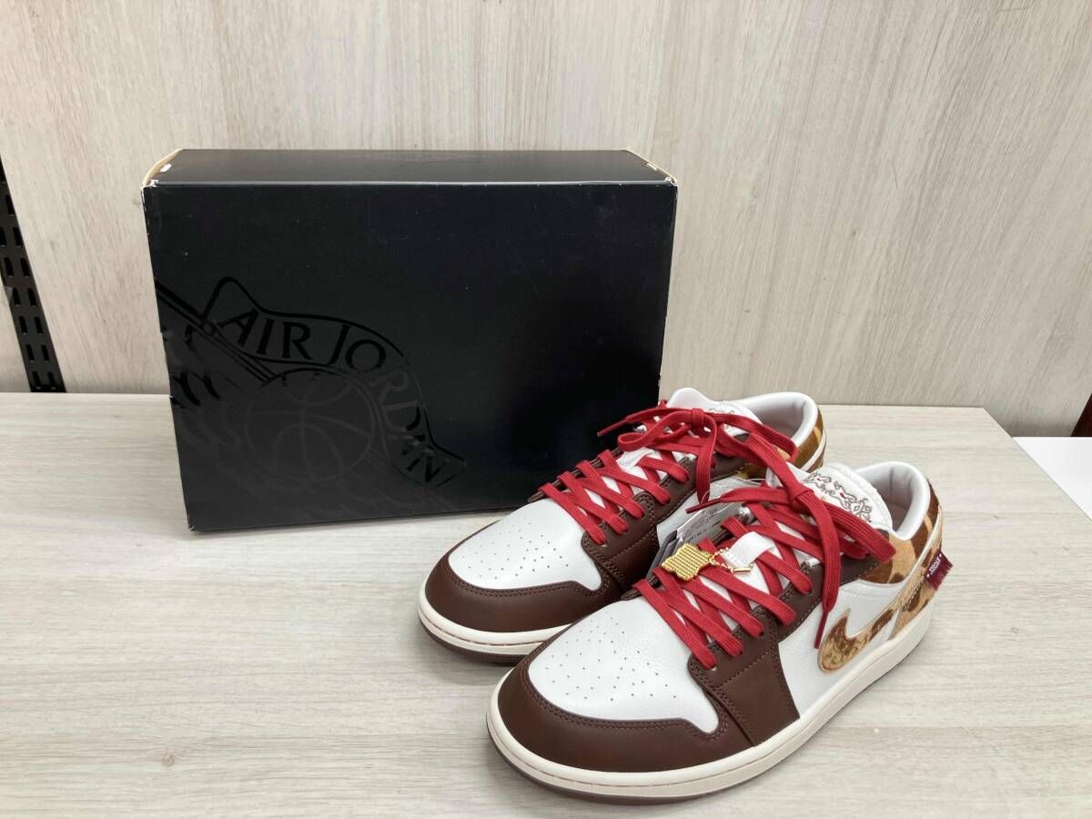 【箱付き】NIKE スニーカー 28cm IQ5321-121 AIR JORDAN 1 LOW SE ルナ ニュー イヤー ゴールドチャーム付き 11,932円