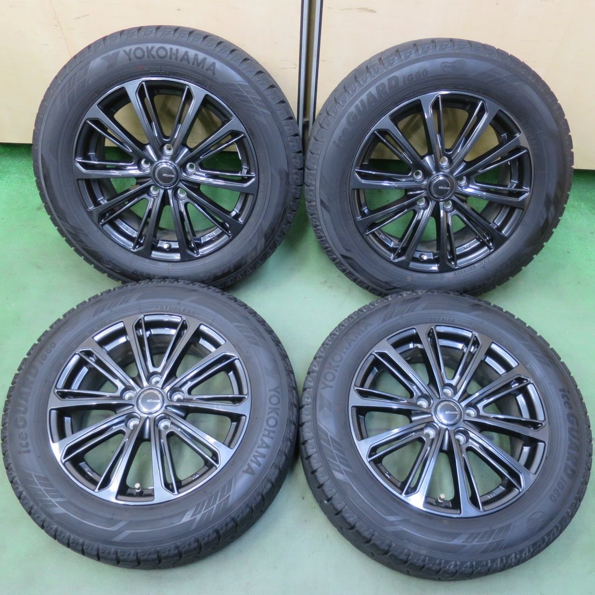 バリ溝！22年！キレイ！9.5分◎スタッドレス 205/60R16 ヨコハマ