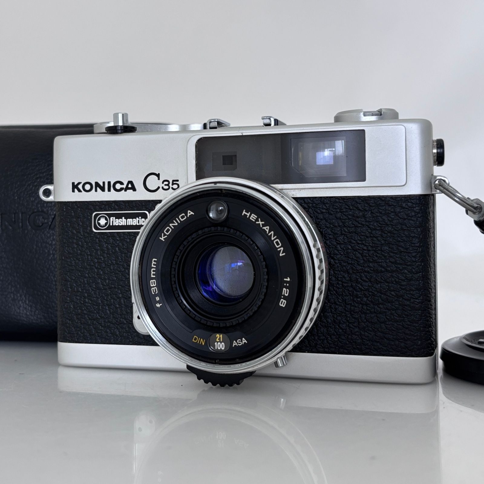 露出計のみOK【コニカ】KONICA C35 レンジファインダーフィルムカメラ
