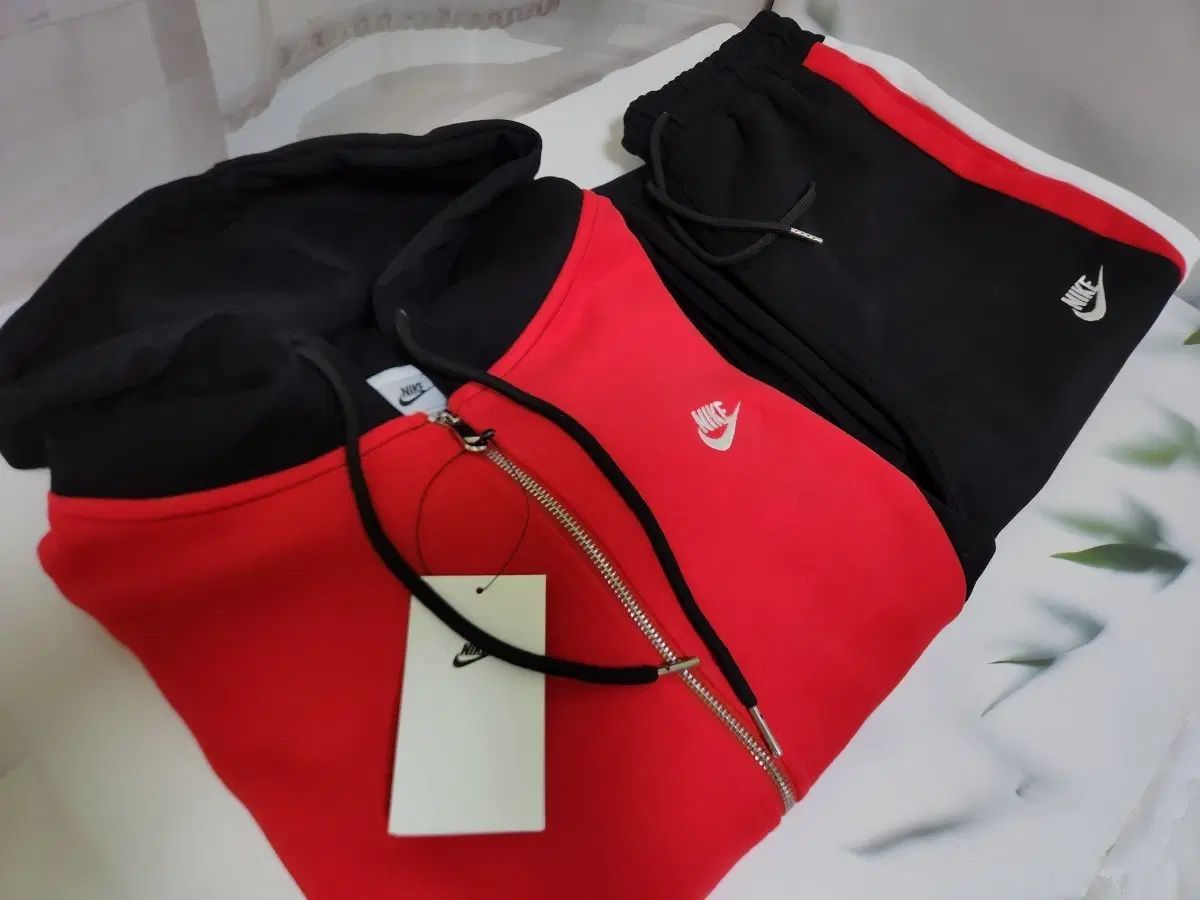 ナイキ トレーナー セット フードTシャツ ズボン セット