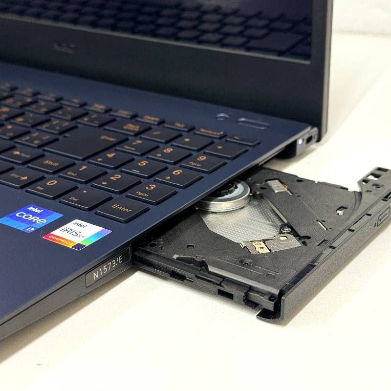 NEC 11世代Corei7 SSD512GB 16GB DVD フルHD Windows11 - メルカリ