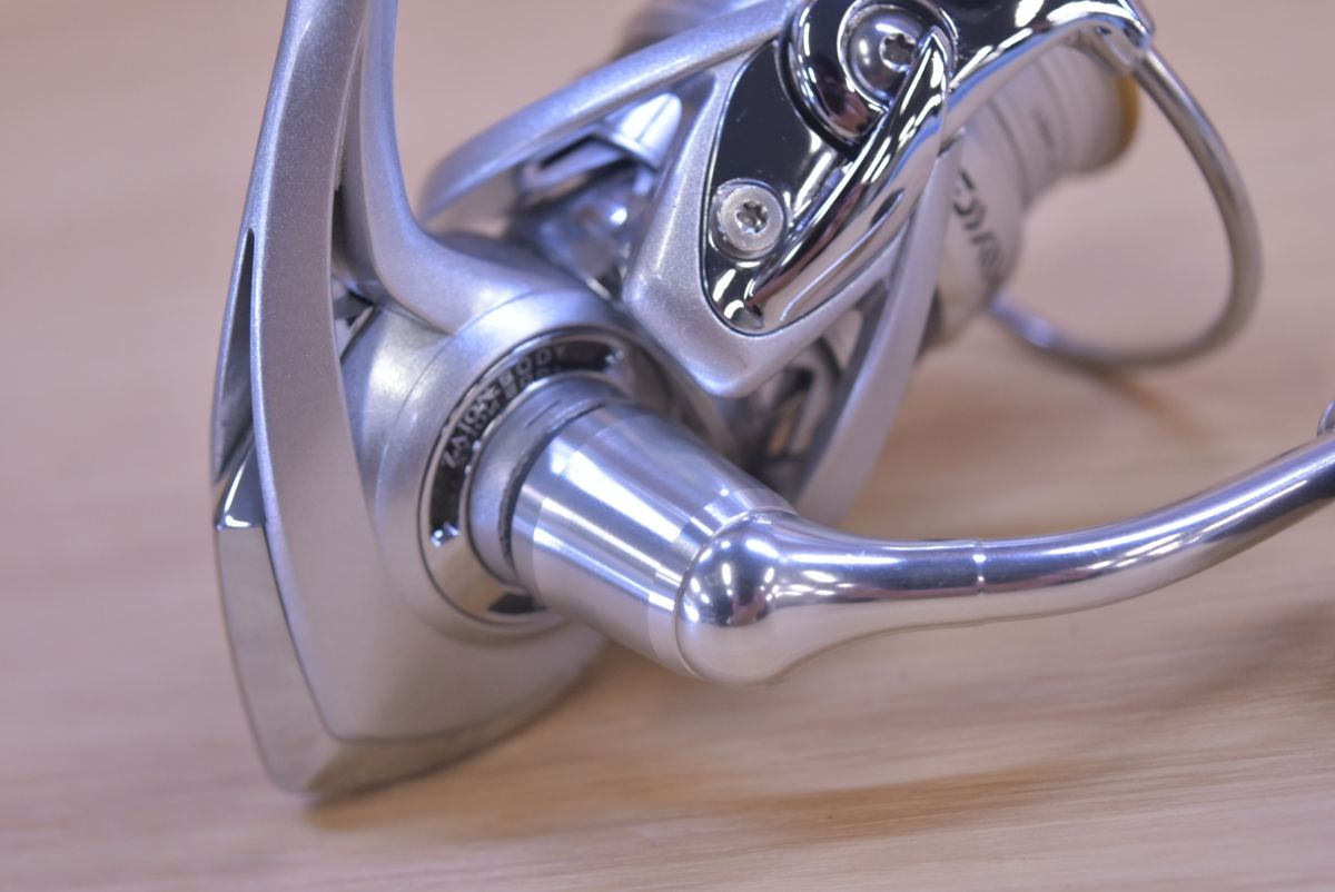 ダイワ 11 カルディア 2004 DAIWA CALDIA スピニングリール アジング
