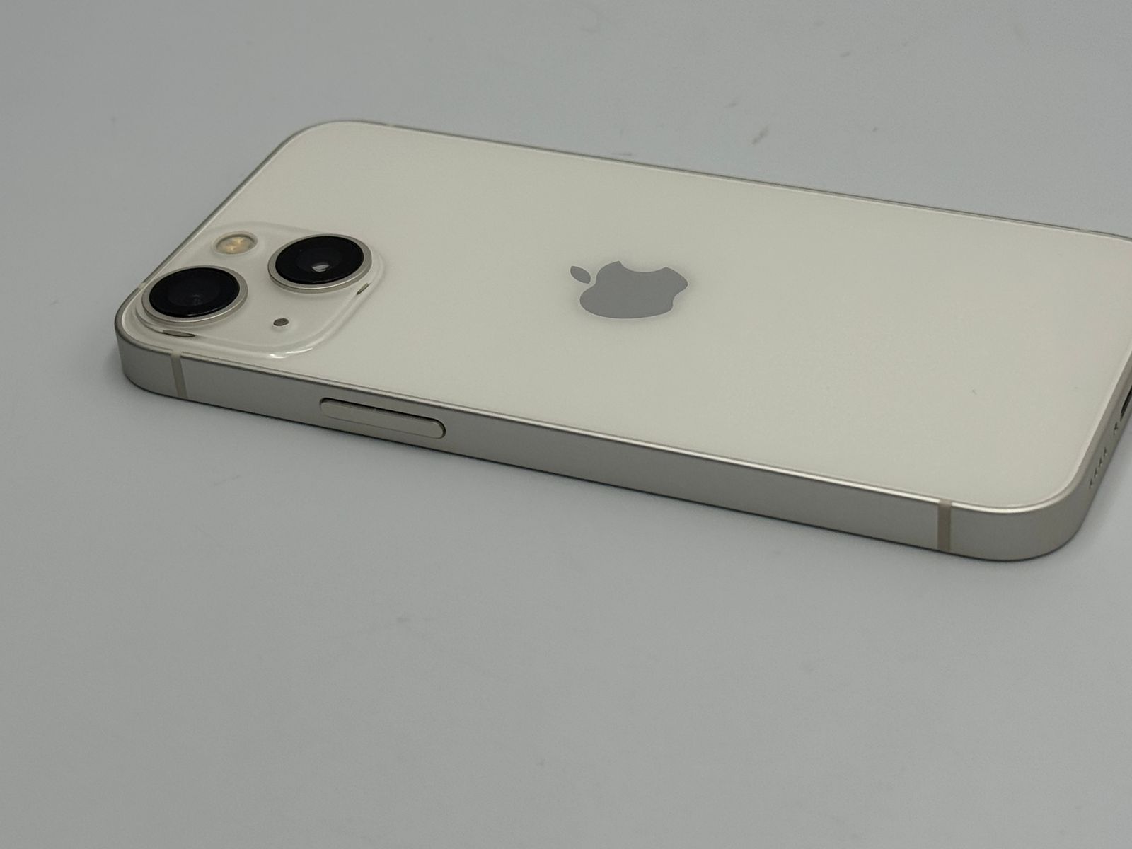 中古B】iPhone 13 mini 128GB スターライト バッテリー【84%】 SIM