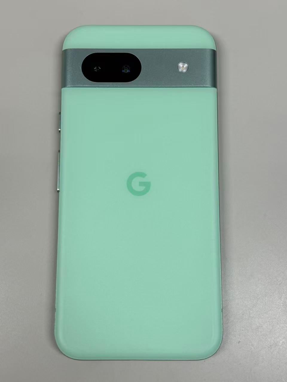 美品 電池93% Google Pixel 8a 128GB アロエ 日本国内版 SIMフリー