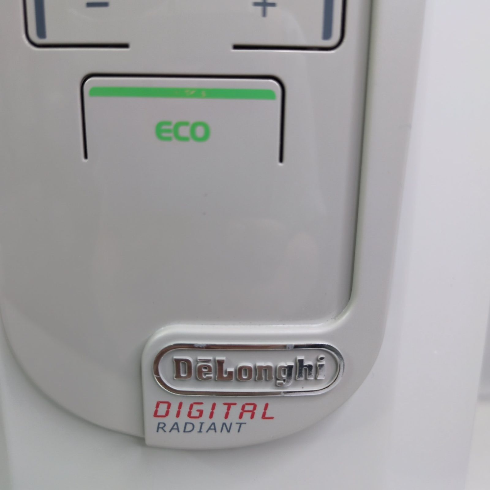 動作確認済み】De'Longhi・デロンギ・KHD410812-LG・オイルヒーター