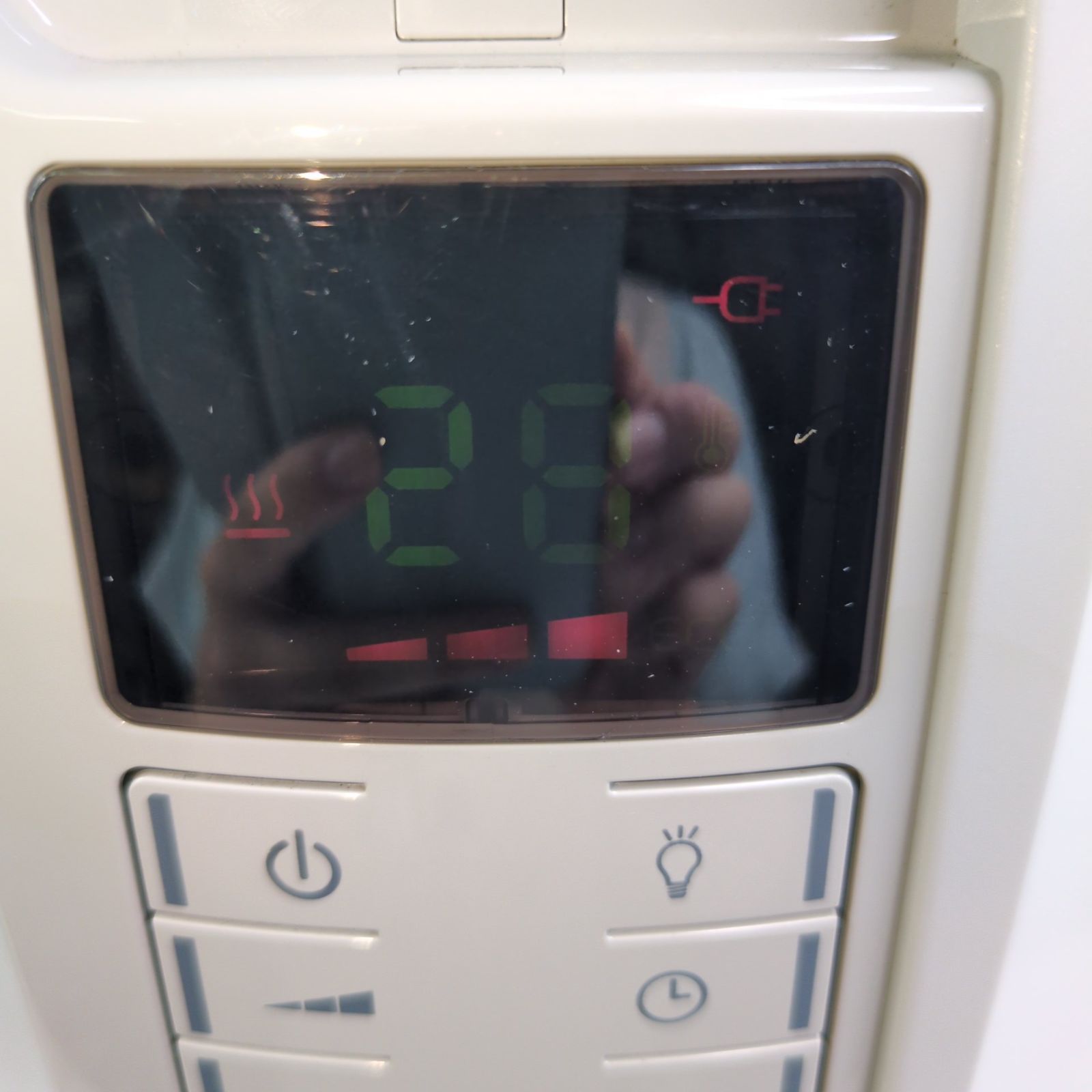 動作確認済み】De'Longhi・デロンギ・KHD410812-LG・オイルヒーター