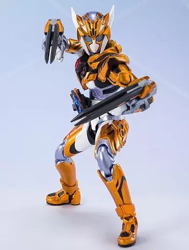 中古】フィギュア S.H.Figuarts 仮面ライダーバルキリー ジャスティス