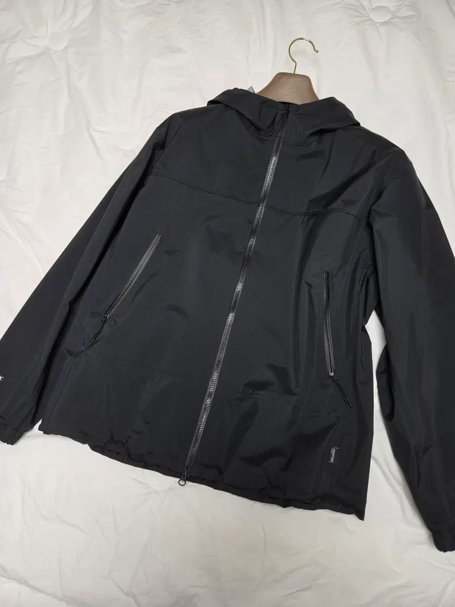 フェザーダウンxSteady Every Wear WIND BREAKER ジャケット (ブラック) 2サイズ