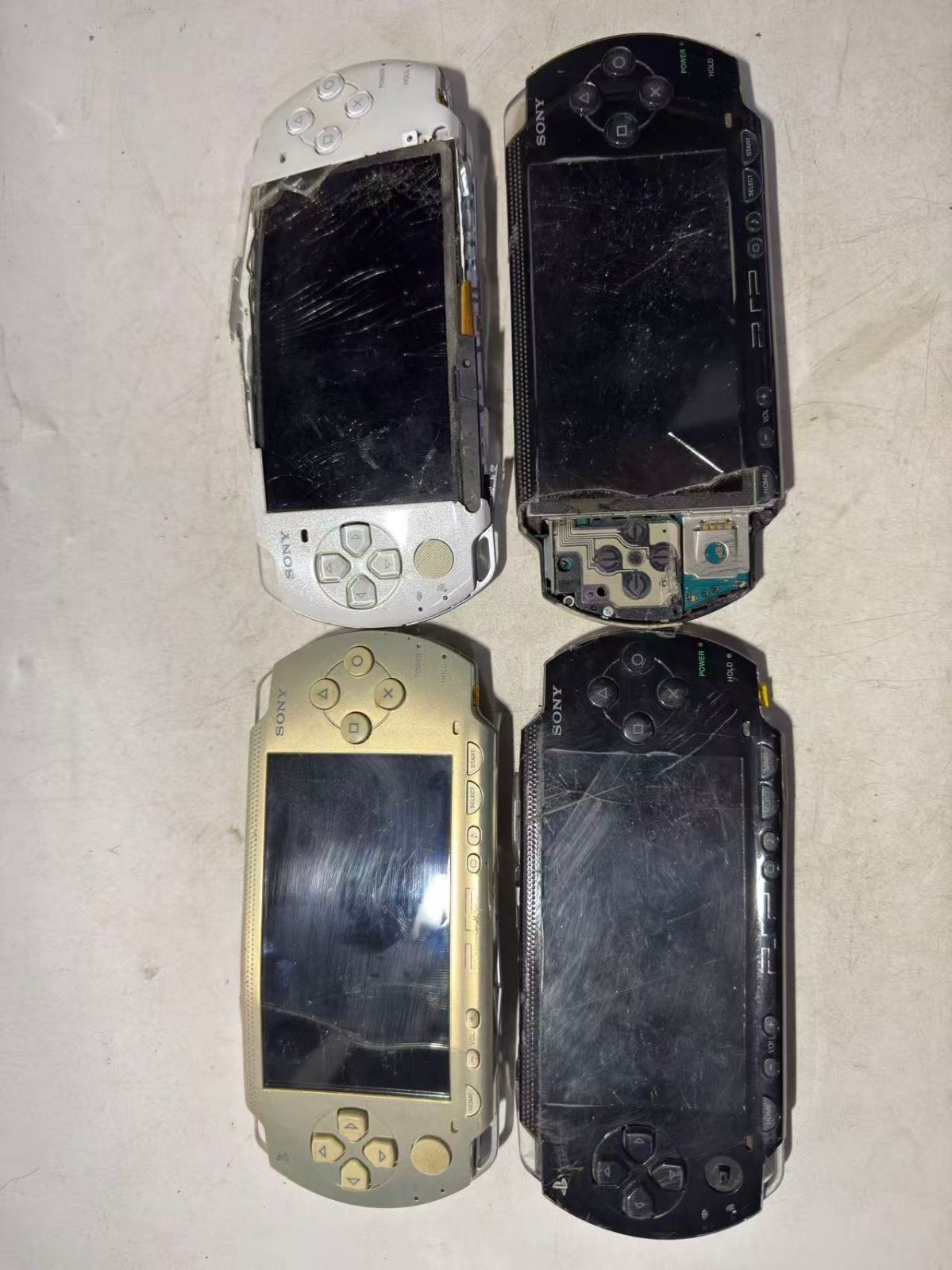ジャンク品 SONY PSP 本体 4台セット 通電しません - メルカリ