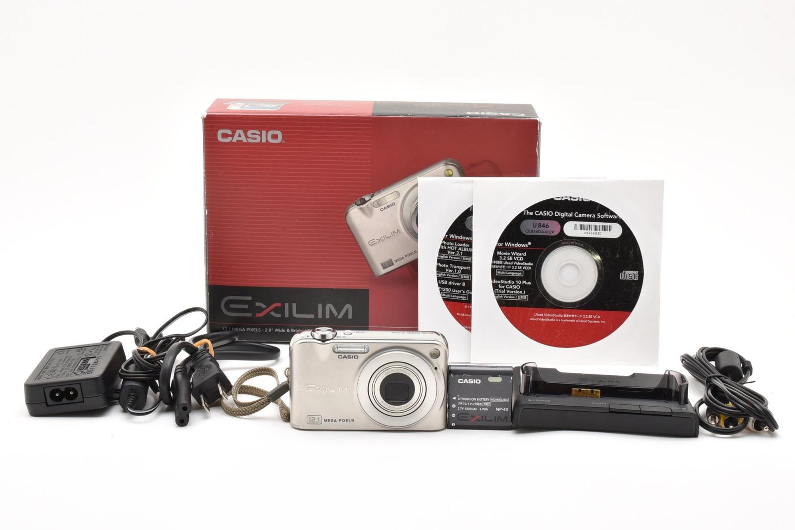 実用光学美品 箱あり Casio カシオ EXILIM EX-Z1200 シルバー