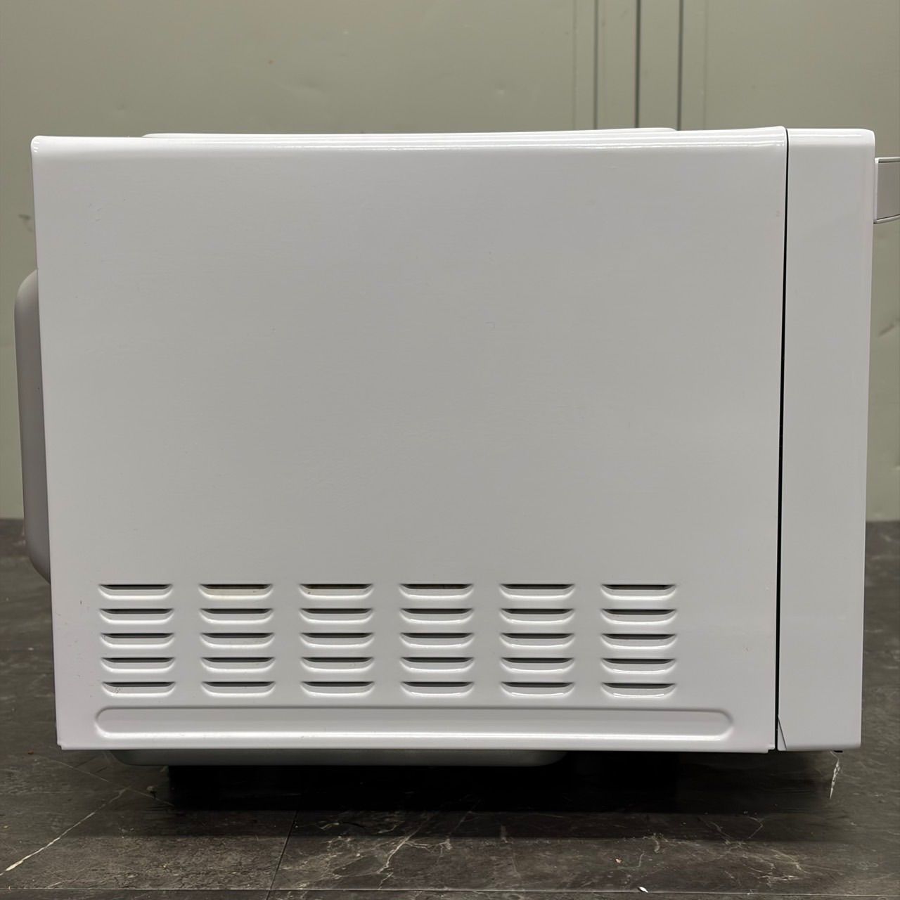 ☆送料込！美品 2025年製 Haier ハイアール JM-FH18E2 電子レンジ 2025