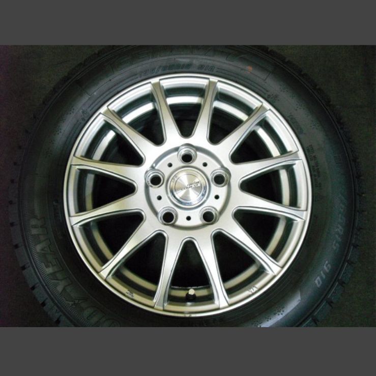 T-2250)本州送料無料 超バリ山 グッドイヤー 195/65R15 24年製 60.70