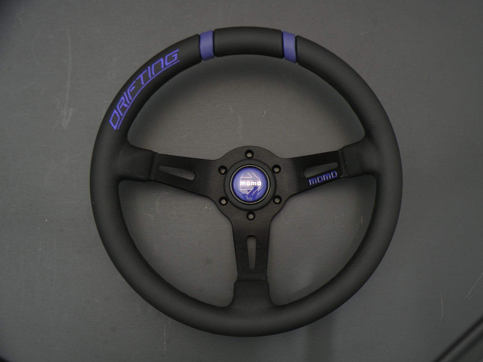 MOMO DRIFTING　33Φ/85㎜ DEEP 　FK-PURPLE ファイナルコネクションコラボレーションカラー