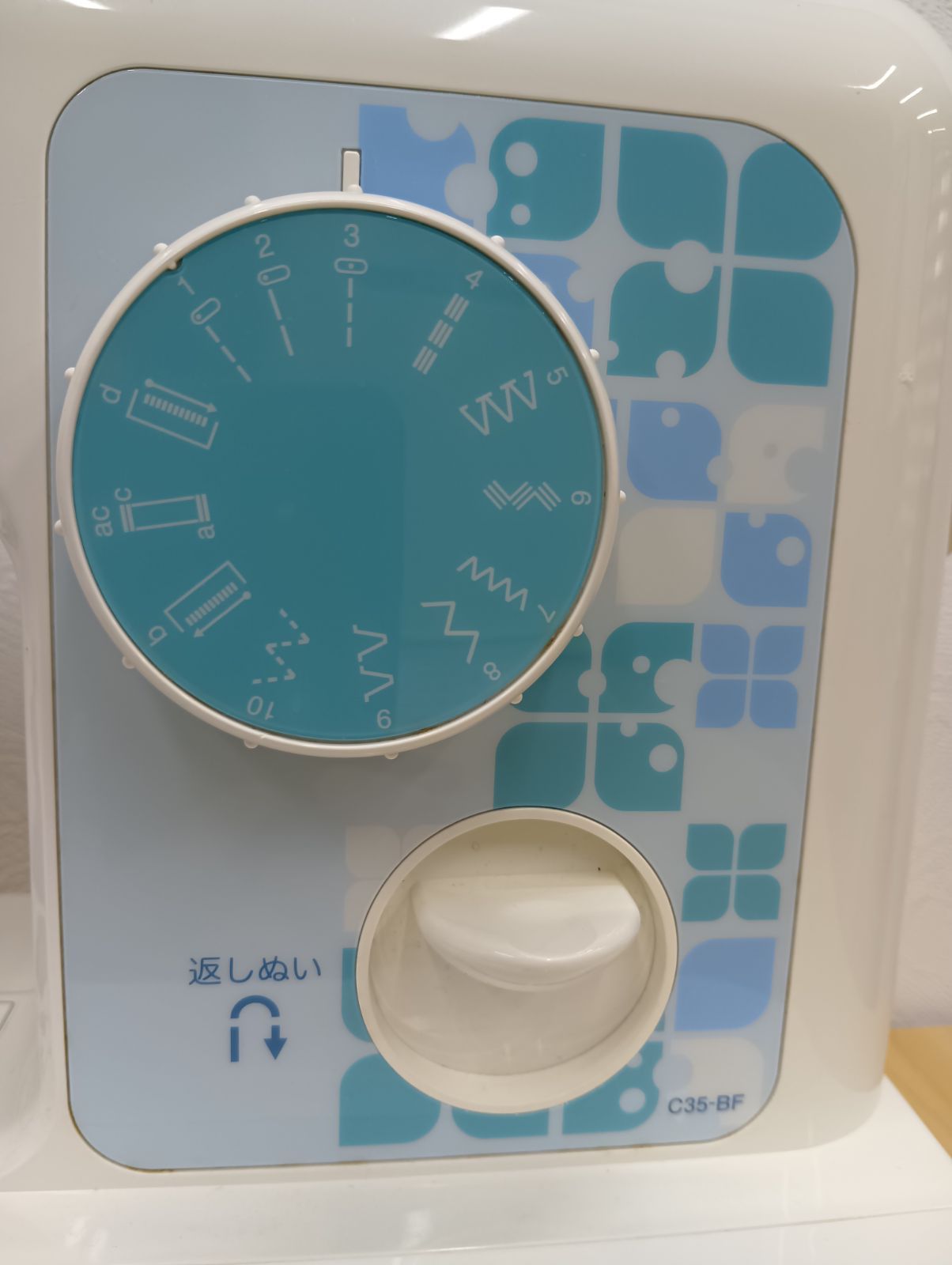 ☆本日限定値下げ☆美品  ブラザー brother  ELU52シリーズ ★ 人気モデル】brother ブラザー 電子ミシン ホワイト ELU52 C35-BF
