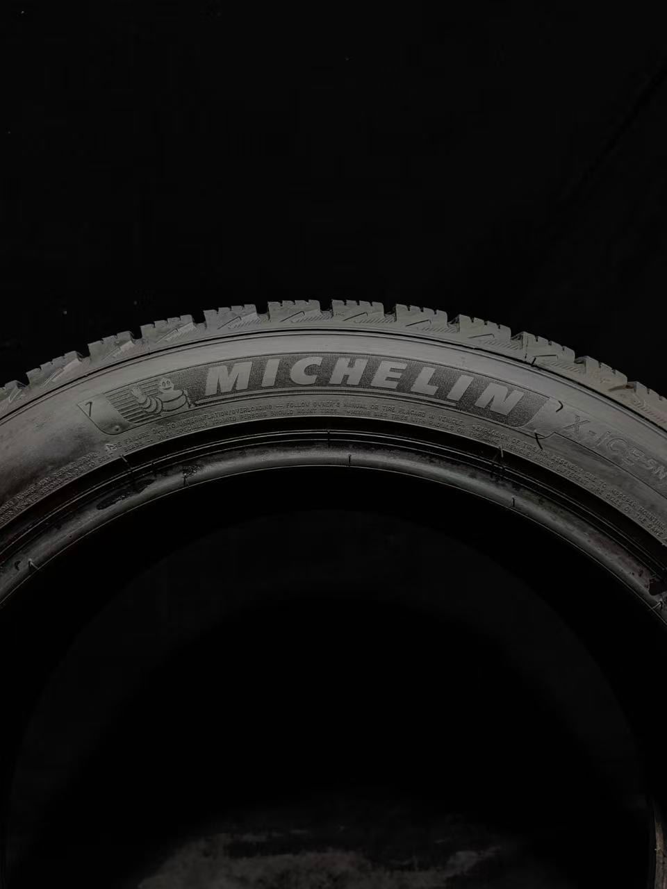 22年製 中古タイヤ3本セット MICHELIN 215/50R18 92H 8分山