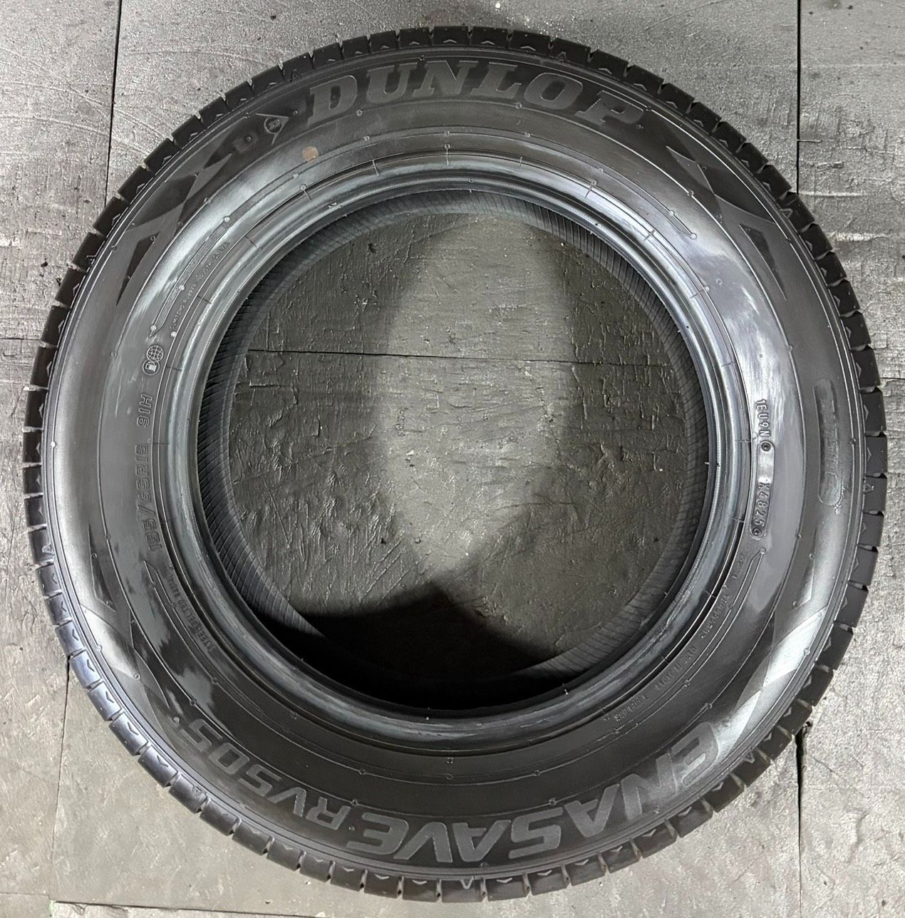 2025年製 約9.9分山 ダンロップ DUNLOP エナセーブ ENASAVE RV505 195