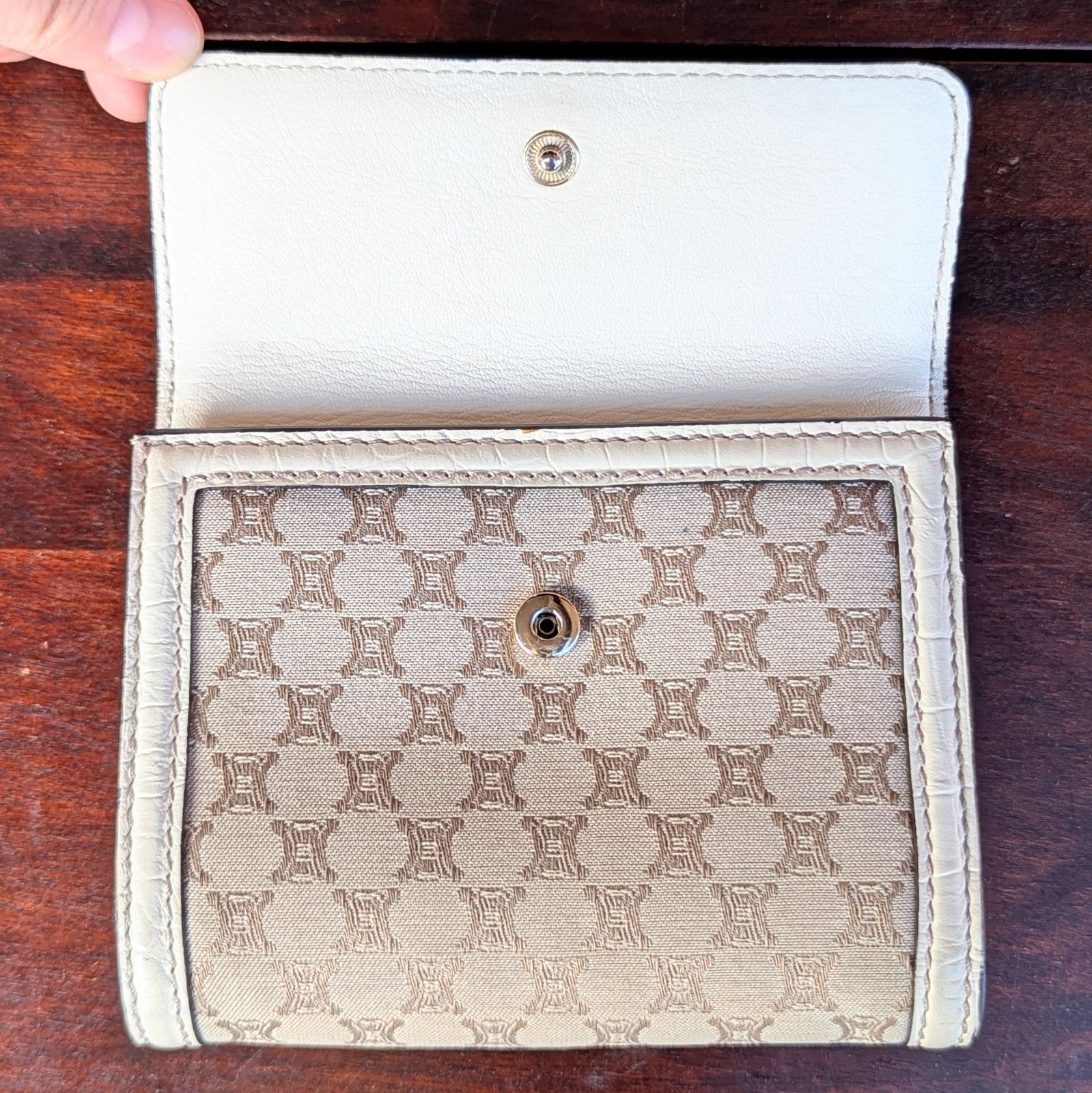 CELINE セリーヌ マカダム柄 がま口 二つ折り財布 ベージュ ホワイト