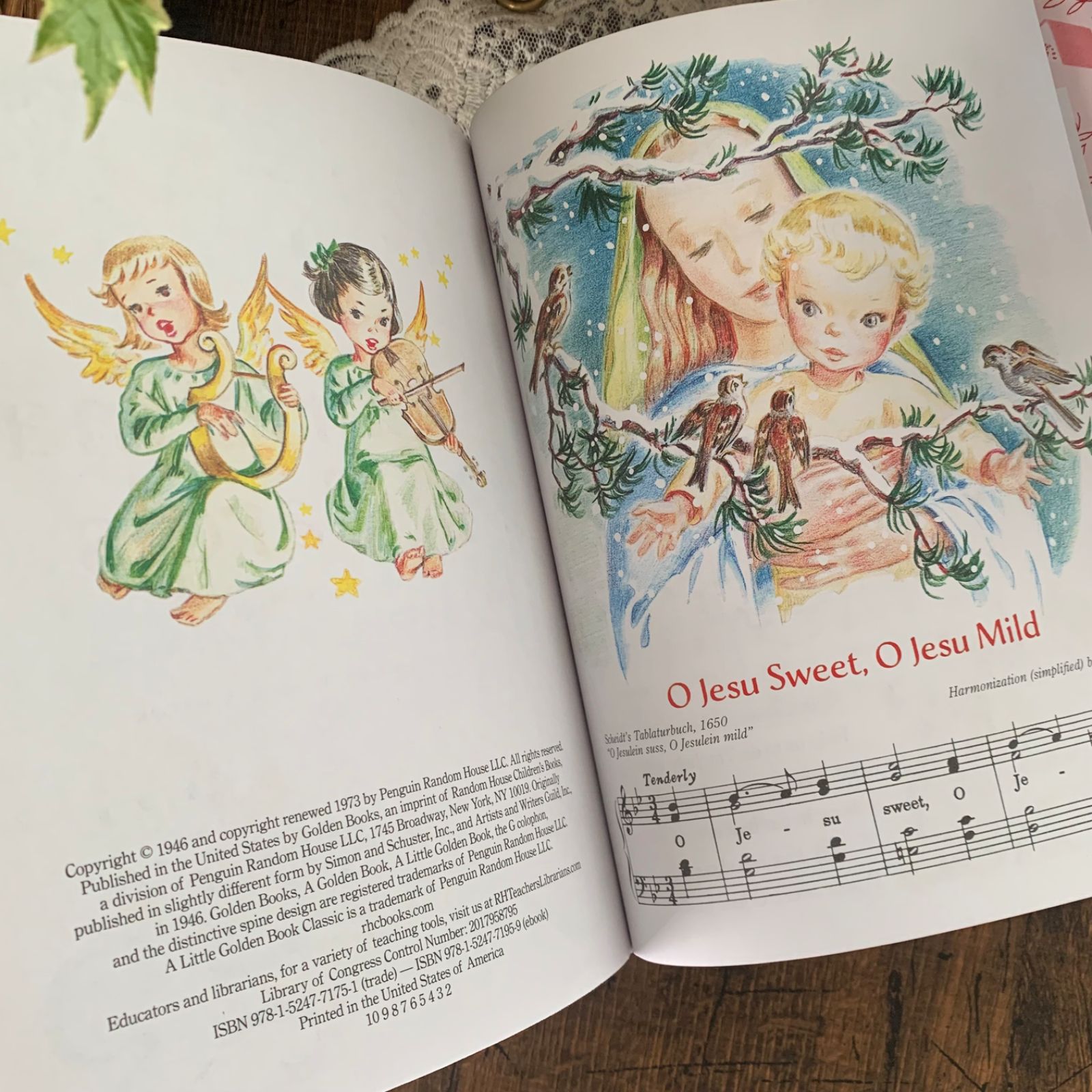 洋書 絵本『 Christmas Carols 』 児童書 楽譜 古書 クリスマス絵本