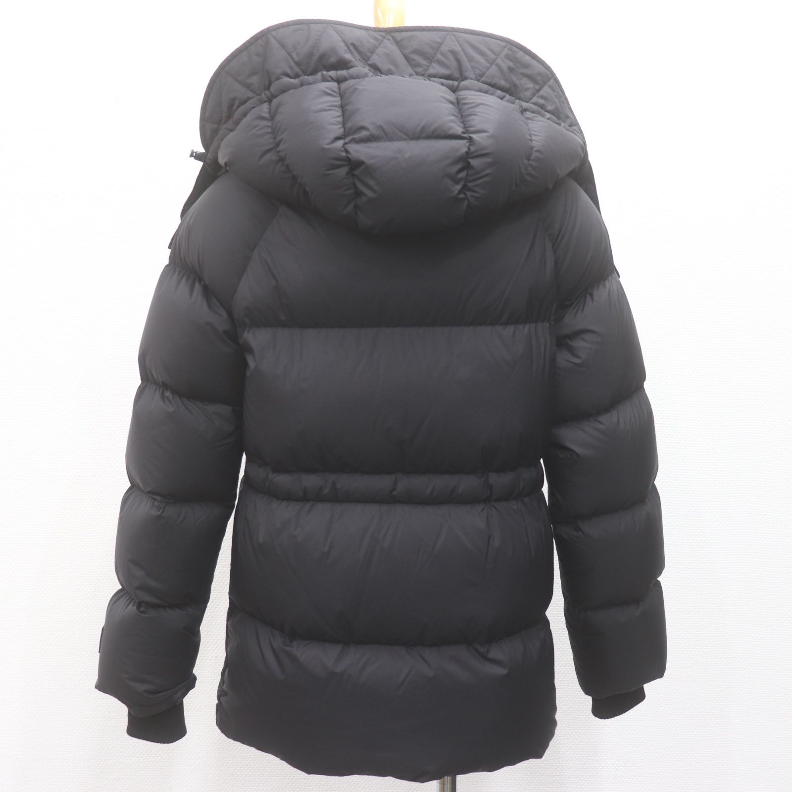 IT26V7KD3G64 BURBERRY バーバリー ダウンコート ブラック ウエスト