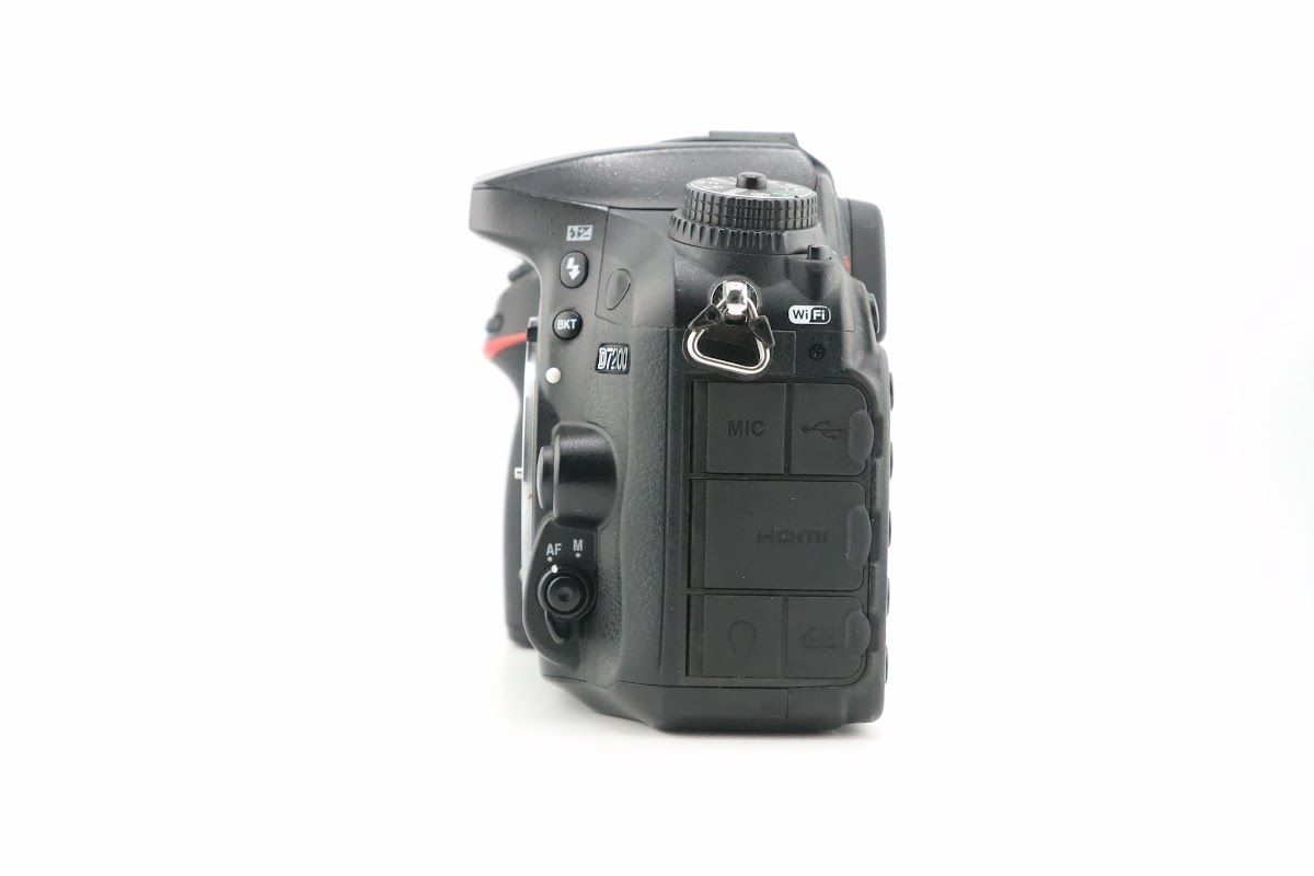 ☆ショット数：67,550回☆ニコン NIKON D7200 ボディ☆ I1024＃5912