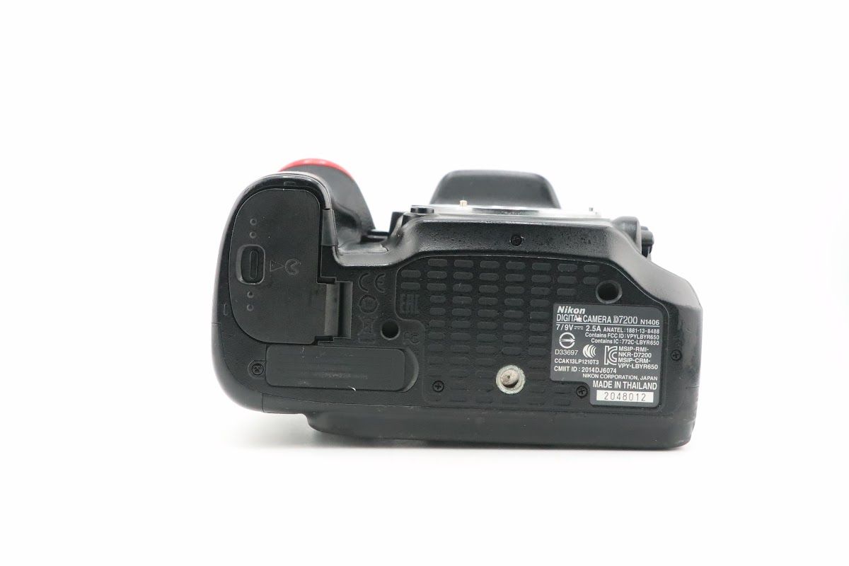☆ショット数：67,550回☆ニコン NIKON D7200 ボディ☆ I1024＃5912
