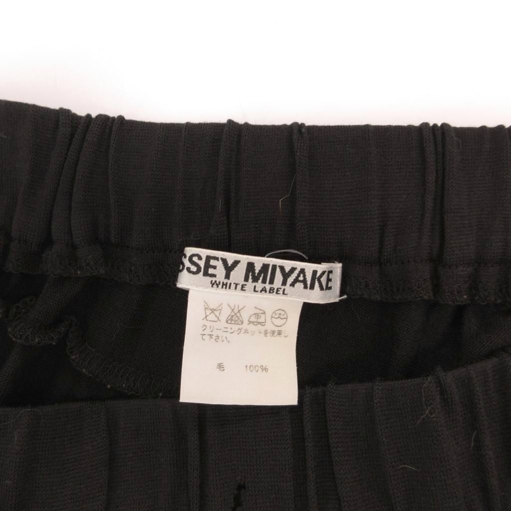 イッセイミヤケ ISSEY MIYAKE ホワイトレーベル WHITE LABEL スカート