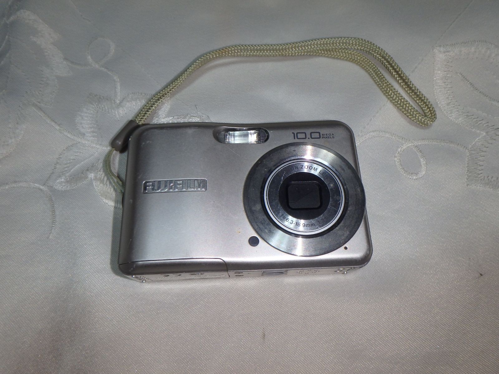 FUJIFILM A100 FinePix デジタルカメラ ジャンク - メルカリ