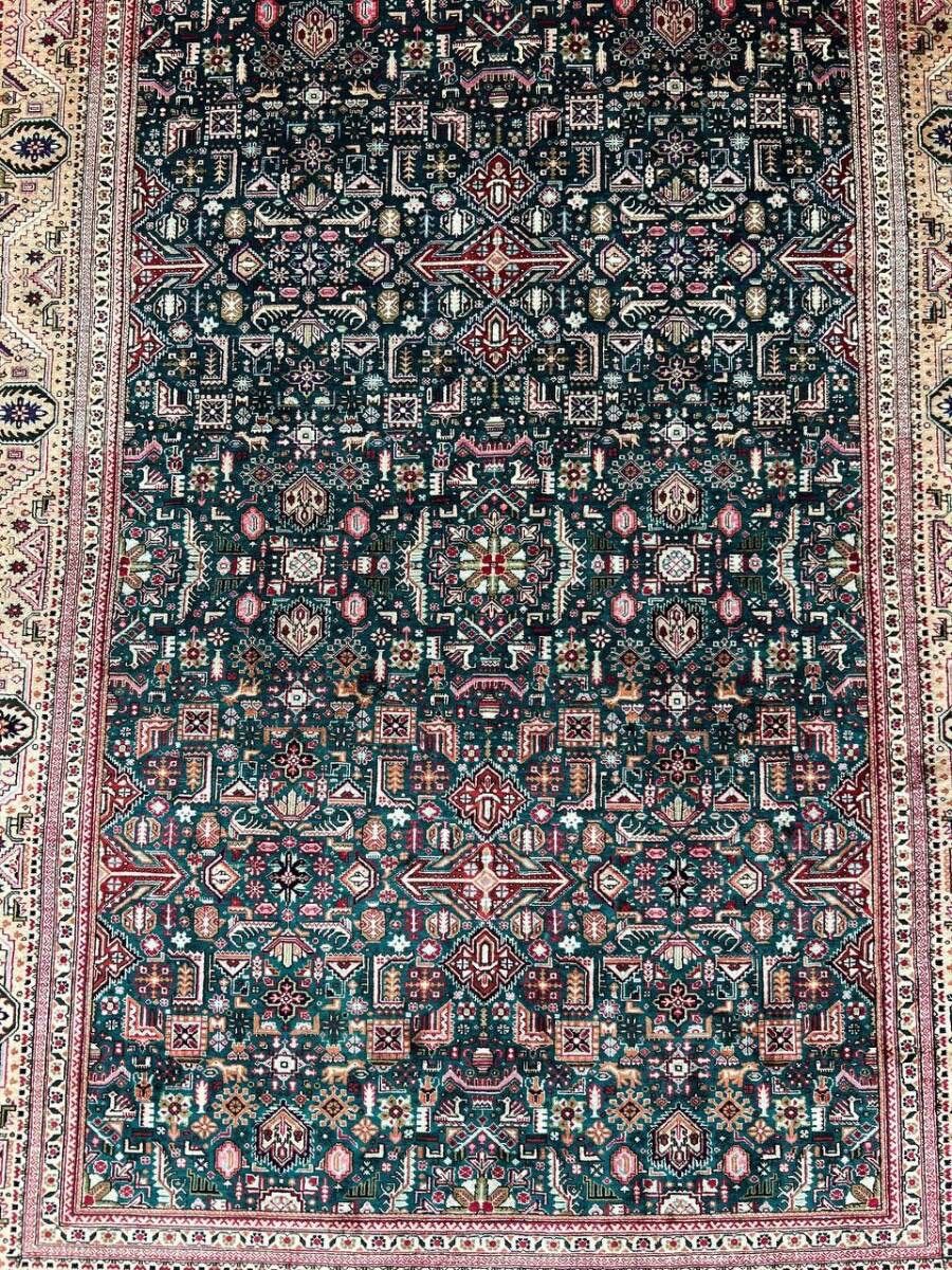 ペルシャ絨毯 クム産 シルク100% 手織り 188×135cm 高級ラグ