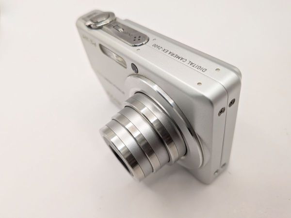 ☆美品☆ カシオ CASIO EXILIM EX-Z600 オールド コンパクトデジタル
