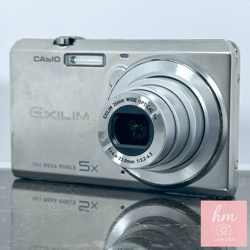CASIO EXILIM ZOOM EX-Z680 シルバー 1410万画素 光学5倍ズーム 広角