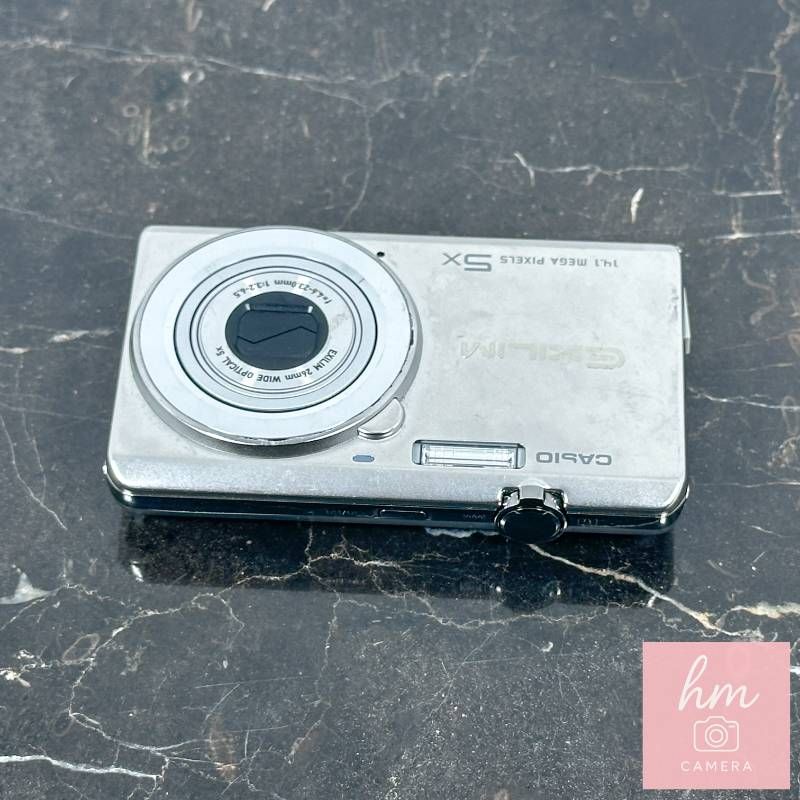 CASIO EXILIM ZOOM EX-Z680 シルバー 1410万画素 光学5倍ズーム 広角