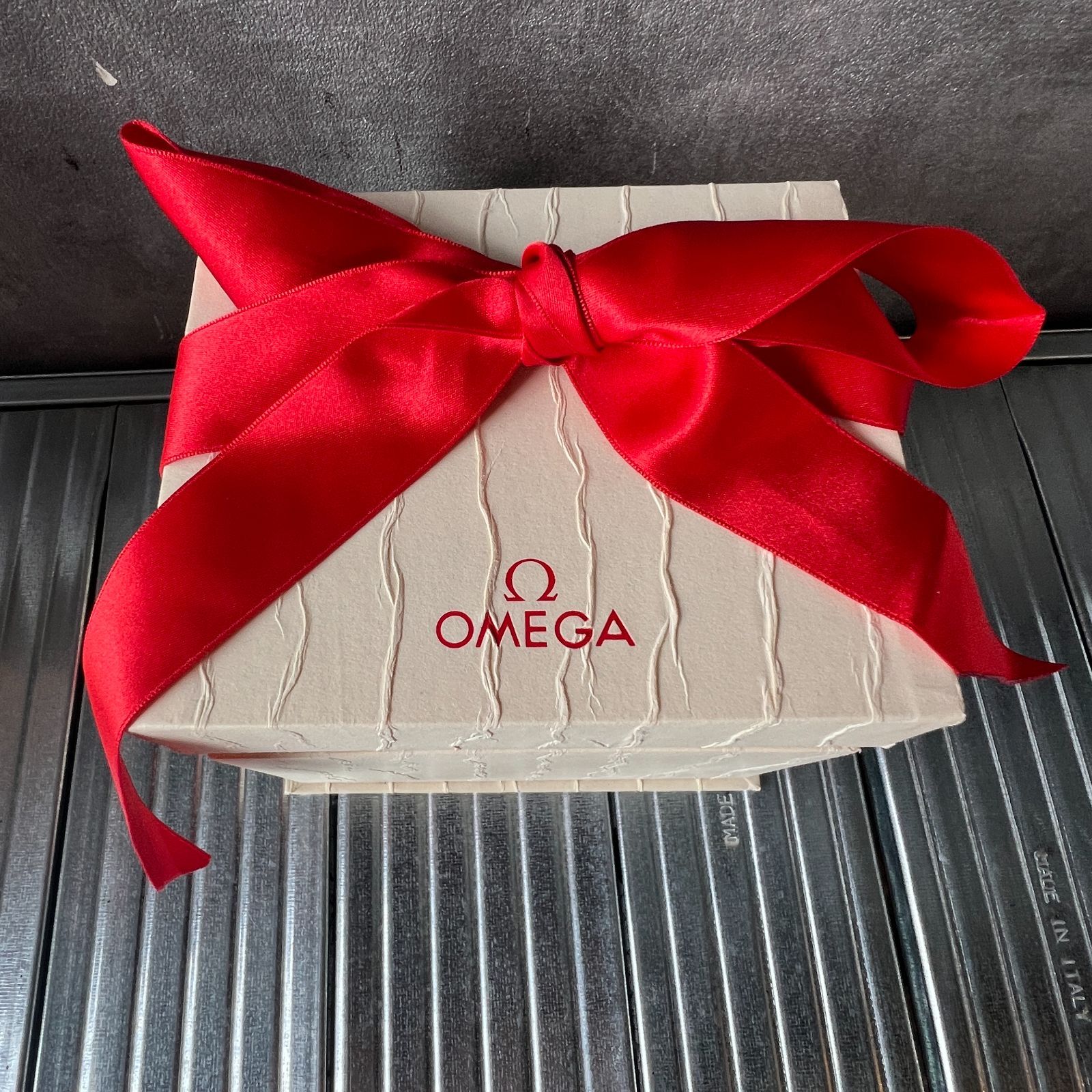 OMG007-01 OMEGA オメガ コンステレーション 時計 ケース 空箱 BOX 外