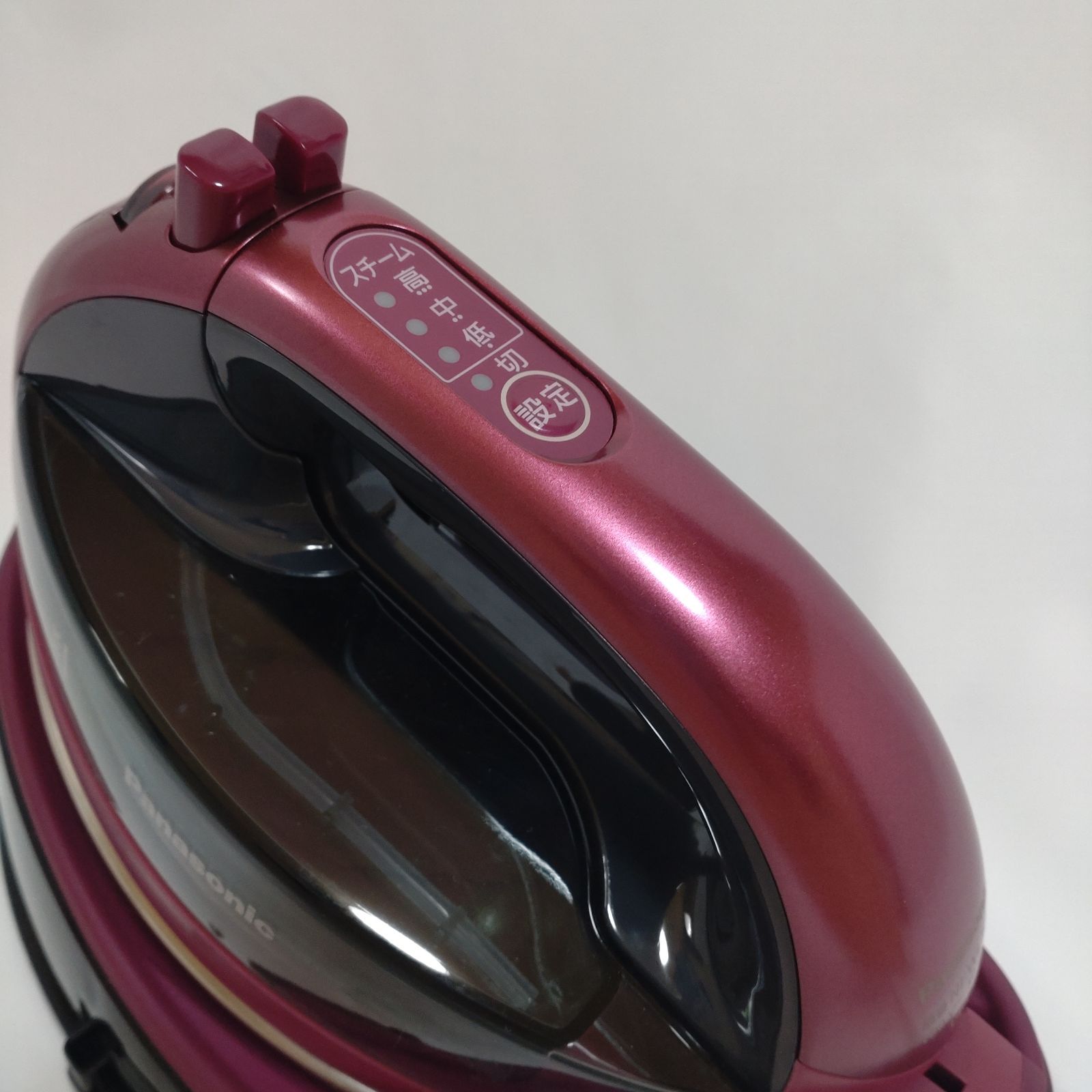 美品・未使用品】パナソニック コードレス スチーム アイロン NIWL707