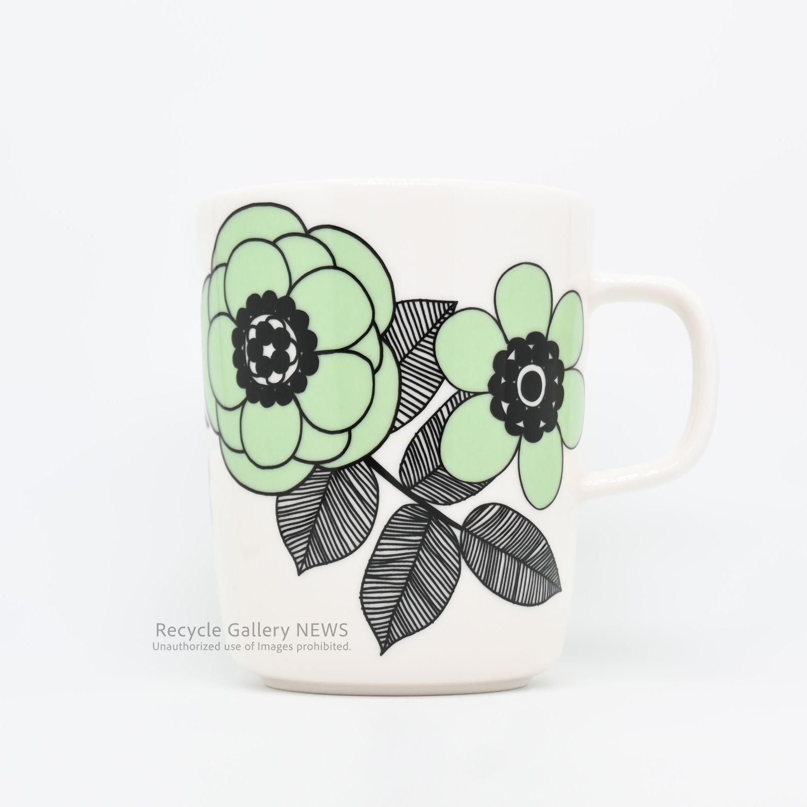 ○ marimekko マリメッコ 
